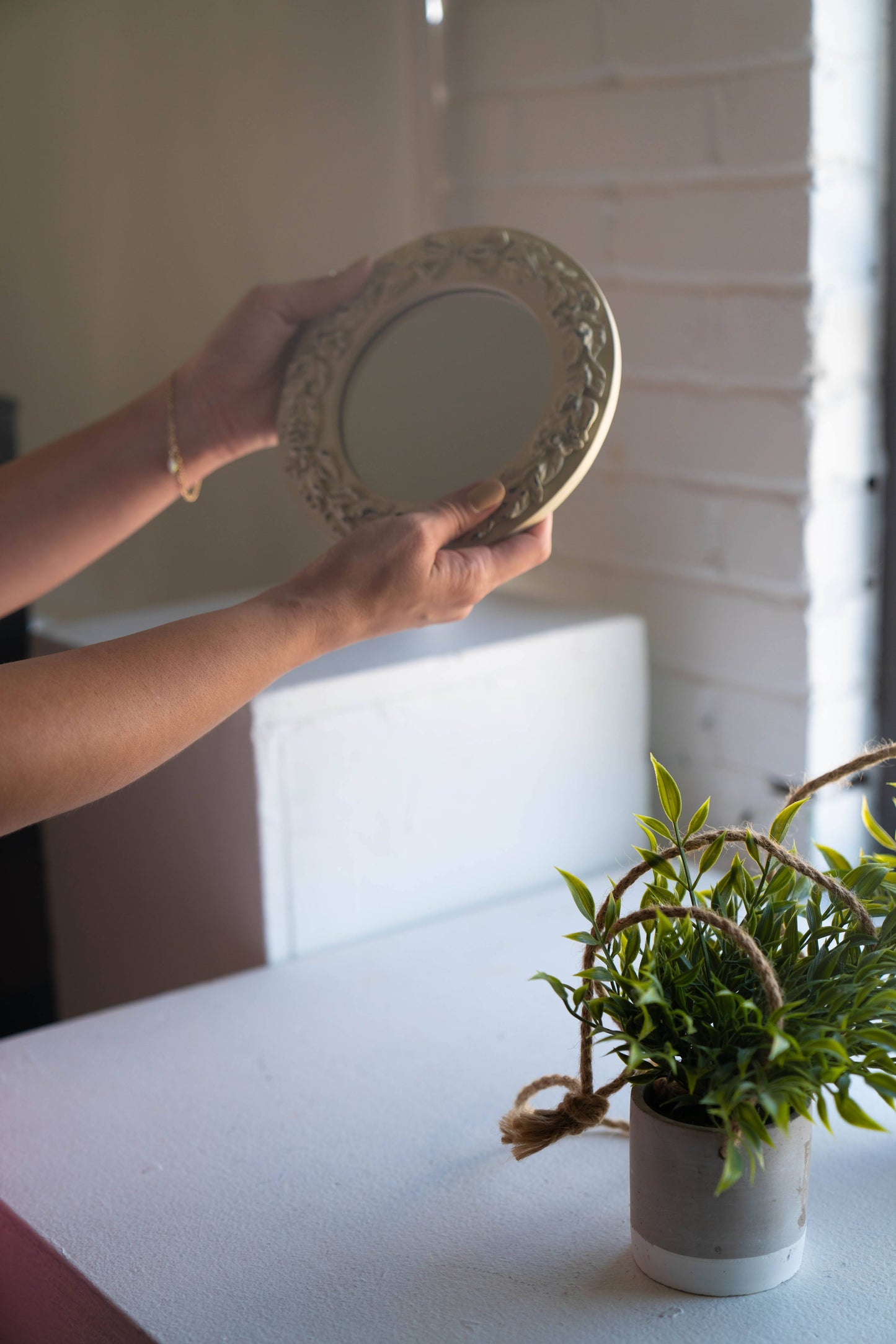 Antique Round White Mirror (Set of 2) -Pink Pueblo Designs