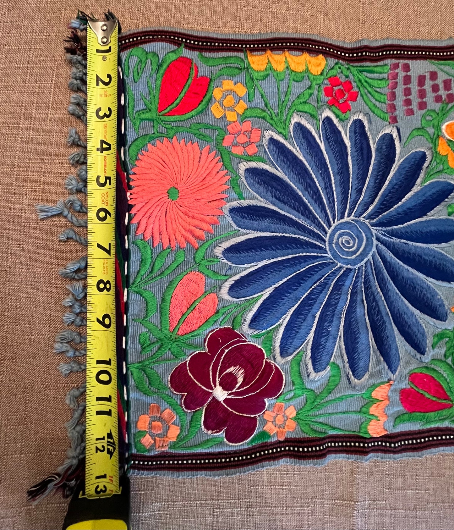 EmbroideredMulticolorFloralPlacematsMeasuremensL 1 ft.