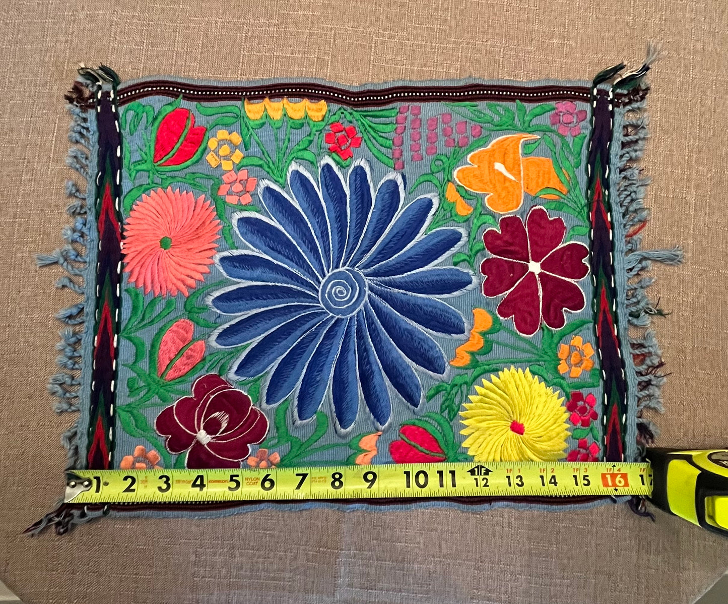EmbroideredMulticolorFloralPlacematsMeasuremensL 1 ft.