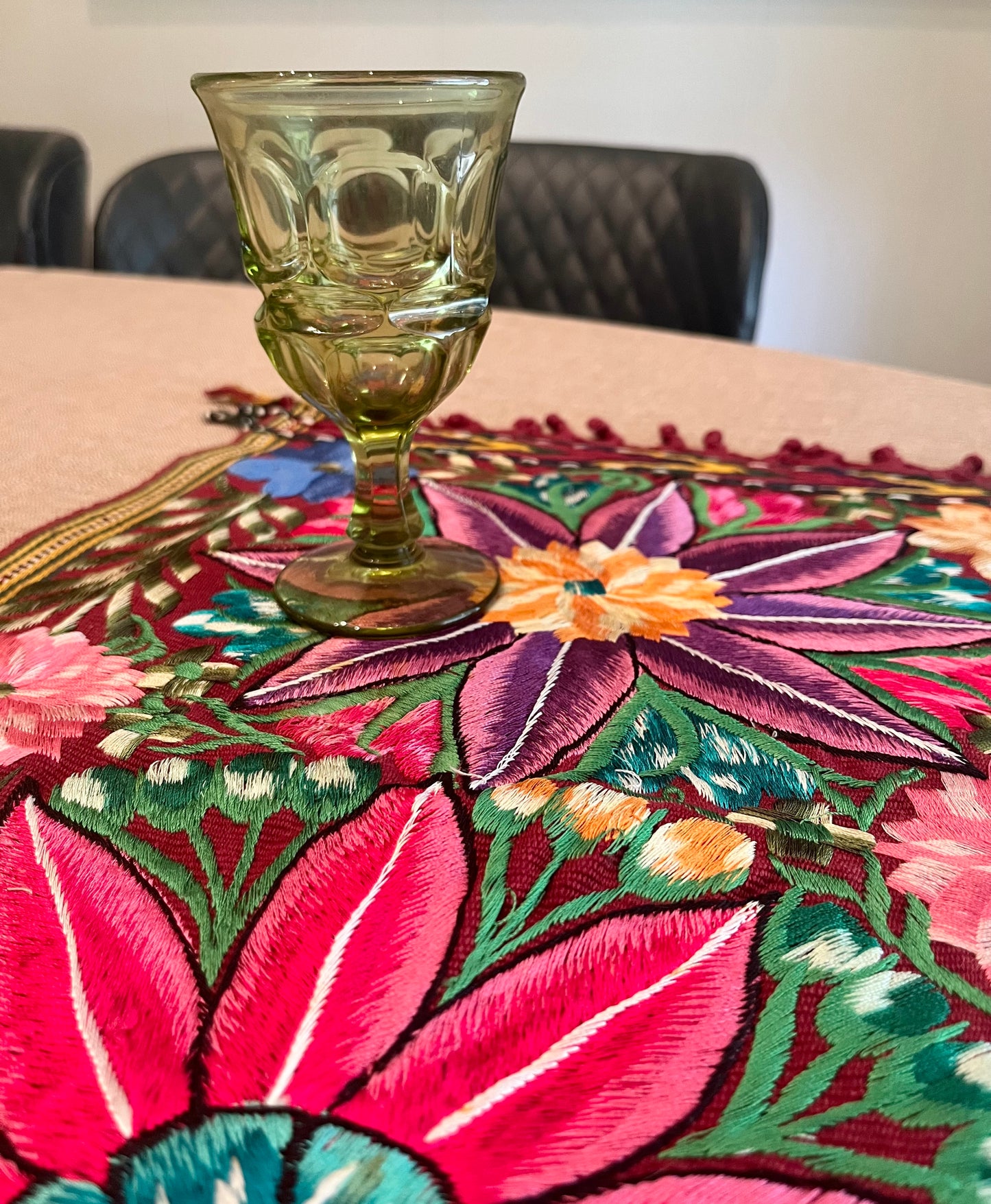 EmbroideredMulticolorFloralPlacematswithGreenAforiaGlass