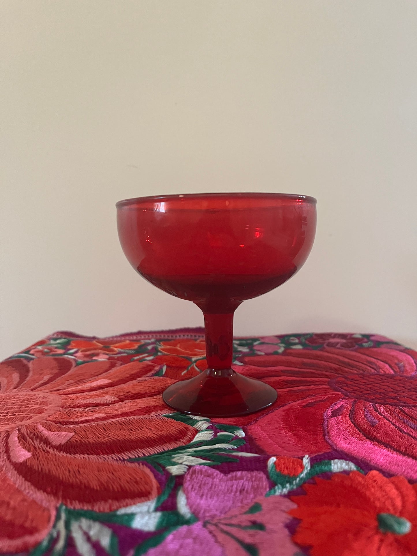 PPD Vintage Red Coupe Glass Single